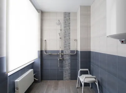 sanitaire pmr au Mans dans la Sarthe 72